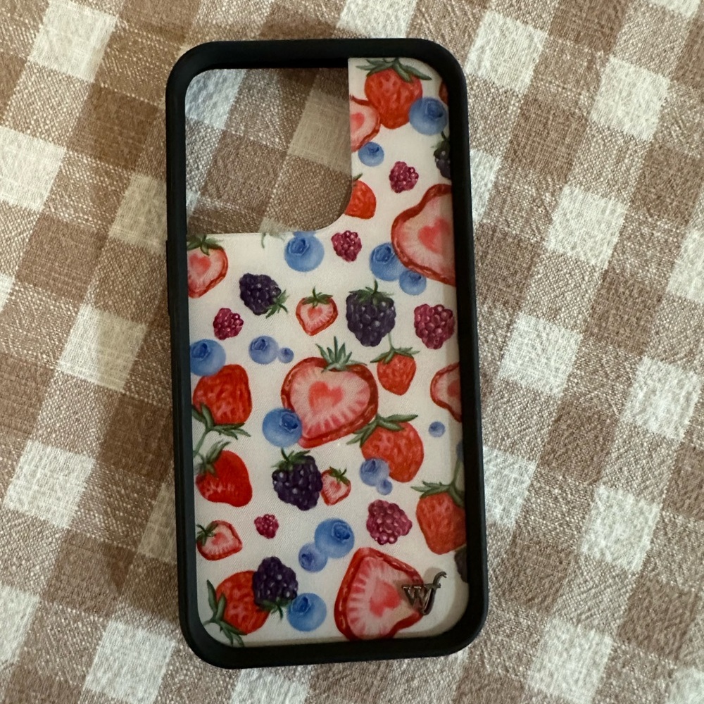 Wildflower Fruit Tart iPhone Case (iPhone 14 Pro)